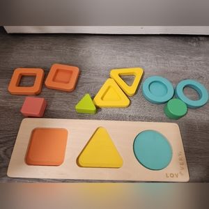 Lovevery geo puzzle